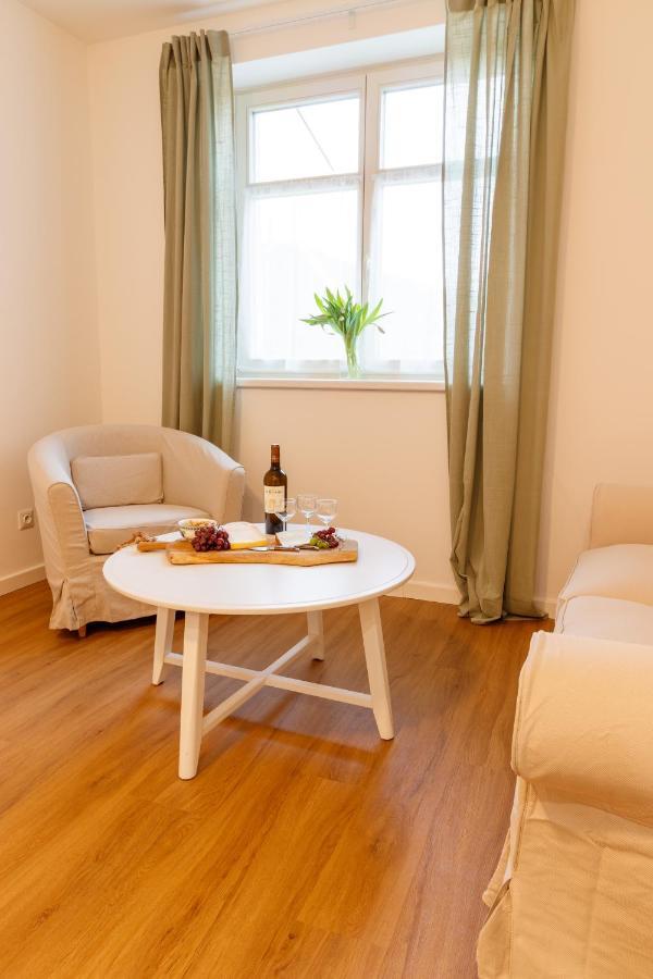 Apartmany Tachov - First Floor Exteriör bild